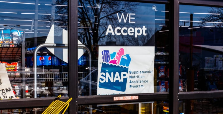 Welear Drop Millions Drop Off Welfare Rolls As New Trump Eligibility Rules Take ...